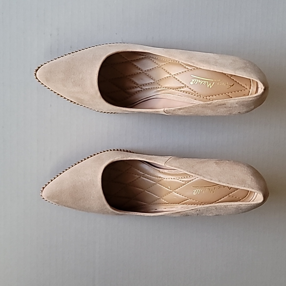 Suede Tan Pumps Studded Soles SZ 10